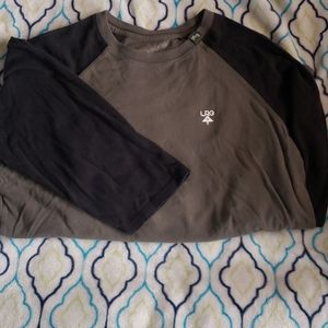 LRG black and green medium length sleeve shirt